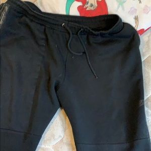 Nike tech joggers